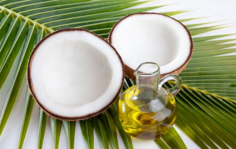 MCT Oil vs. Coconut Oil: Benefits and Risks
