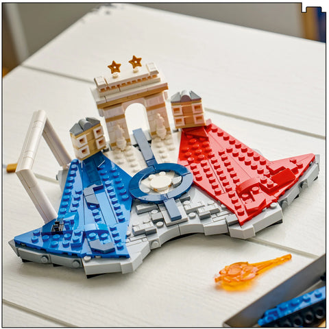 LEGO Editions Kylian Mbappe Soccer Highlights, 43013