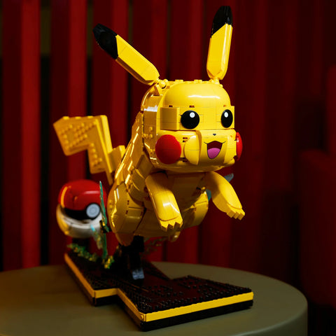 Lego Pokemon Pikachu and Pokeball, 72152