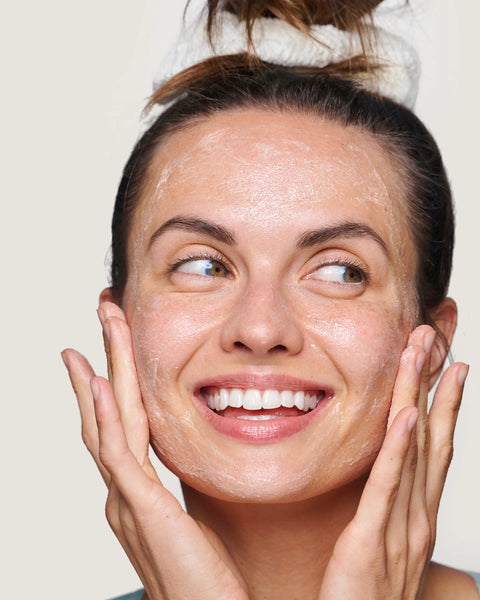 Mad Hippie MicroDermabrasion Facial with Probiotics & Fruit Acid Complex 60g lifestyle