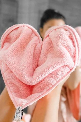 Cloth In A Box Face It Luxe - YesWellness.com